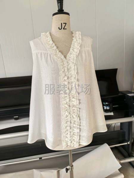 女时装半精品-第2张图片