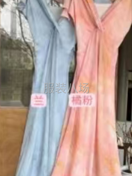 擅长雪纺连衣裙，休闲裤，衬衣，可做头尾！-第1张图片