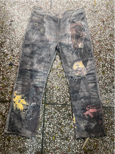 承接牛仔系服饰加工-第2张图片