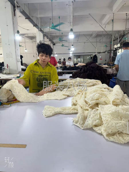 诚寻长期稳定客户，专业生产各种女装-第7张图片