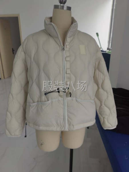 承接羽绒服羊绒大衣供货，贴牌加工业务-第1张图片