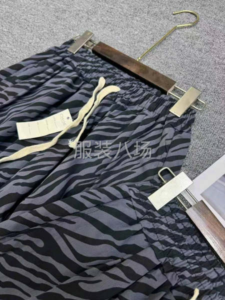 男女同款休閑斑馬長褲束腳拉繩款-第3張圖片