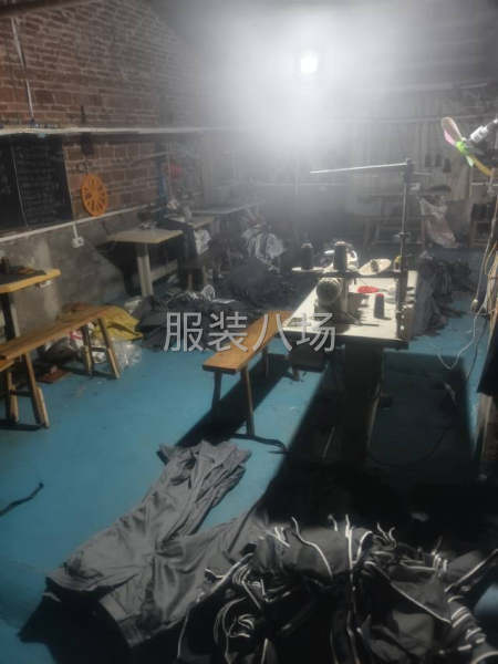 带36名号工、货车、货源、设备，有厂房食堂住宿学校旁工厂转让-第2张图片