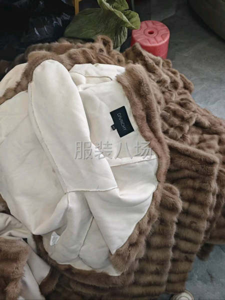 专业各种皮毛一体绒衣加工-第6张图片