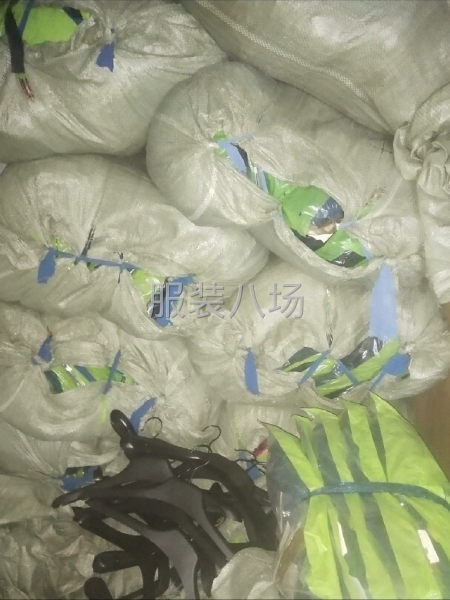 羽绒服衣壳-第1张图片