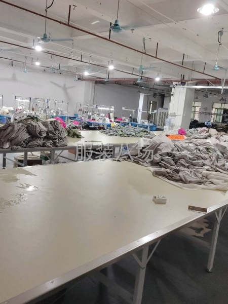 针梭织连衣裙各种风格时装接单加工即可-第1张图片