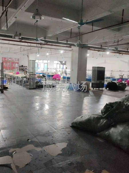 针梭织连衣裙各种风格时装接单加工即可-第2张图片