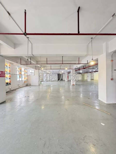 员岗地铁厂房，价格实惠-第1张图片
