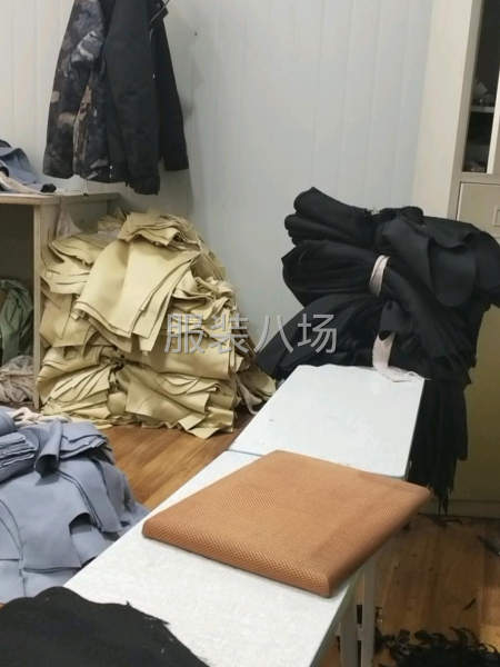 双面尼羊绒大衣加工-第1张图片