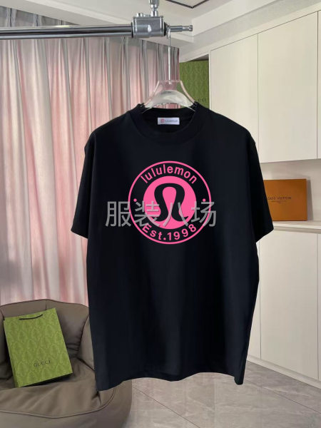 潮牌一件代发 欢迎二批，连锁，直播，贴牌，国内外订单-第1张图片
