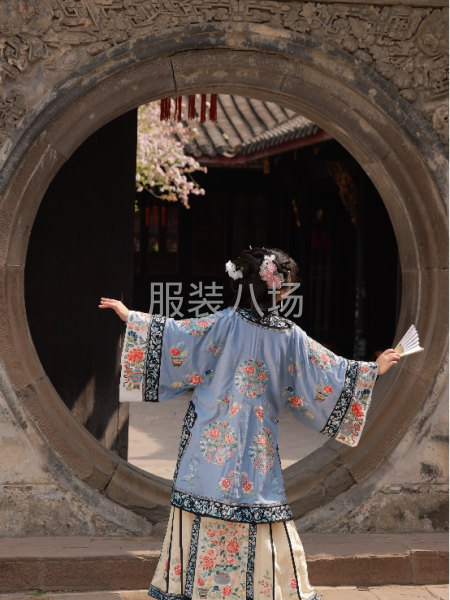 全刺绣清汉女特价清仓批发汉服-第5张图片