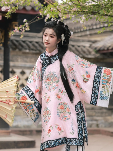 全刺绣清汉女特价清仓批发汉服-第1张图片