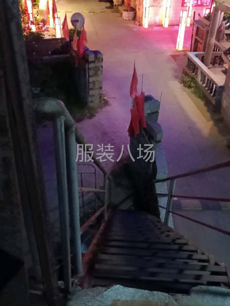 做服装两对夫妻最好。-第6张图片