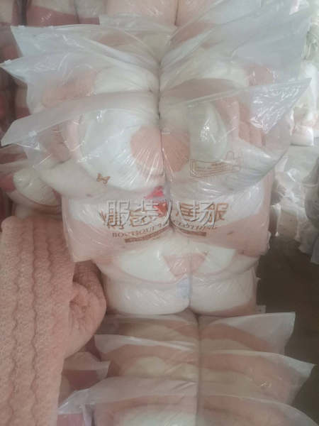 睡衣厂夹棉睡衣现货-第1张图片