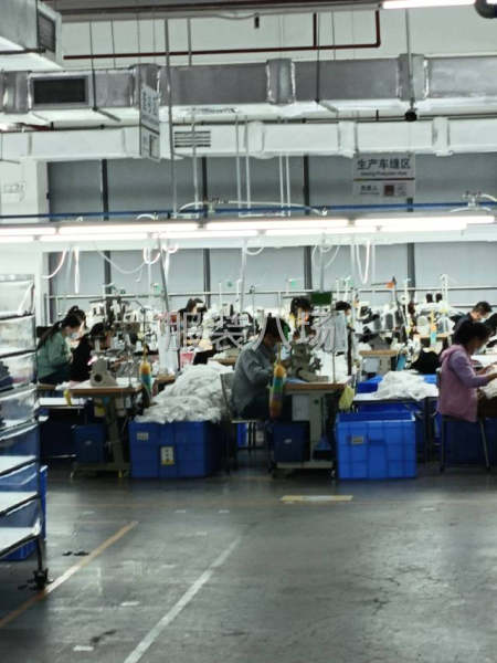做衣服来晶苑-第5张图片