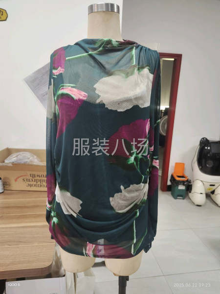 针梭织连衣裙外发-第3张图片
