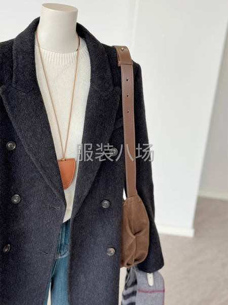 本厂从事双面呢，需招，会针线活的手缝，会看衣服的检验，以及服-第1张图片