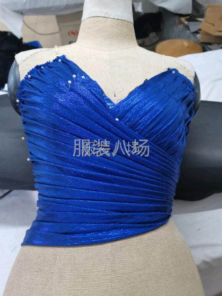 承接精品时装加工-第1张图片