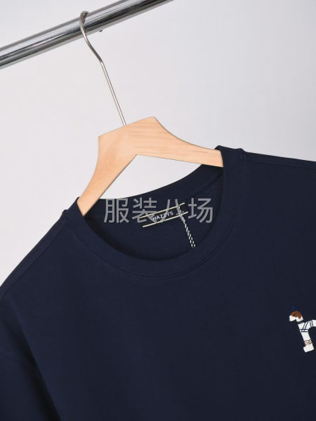 厂家直销男装圆领短袖T恤衫-第9张图片