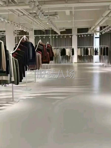 大量中高端毛衣现货-第2张图片