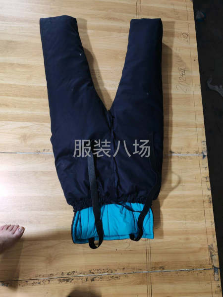 劳保服装，冷库保暖一次性服装。针刺棉已行好。要求有挖兜机-第3张图片