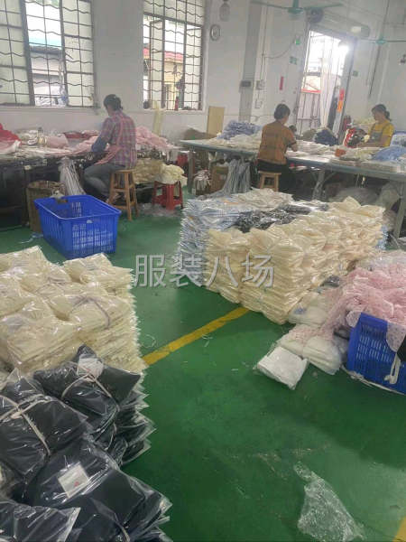 承接各类服装清加工，包工包料，服装新款开发复版！-第2张图片