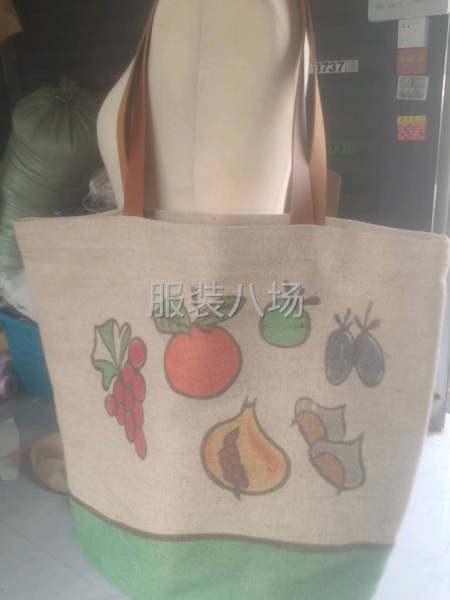 主做各類服裝 各類服飾配套工藝齊全 有自己版師和生產(chǎn)團(tuán)隊(duì) 來-第3張圖片