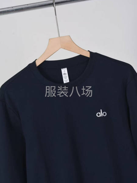 男士秋款圆领长袖打底衫-第4张图片