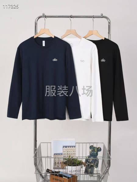 男士秋款圆领长袖打底衫-第9张图片