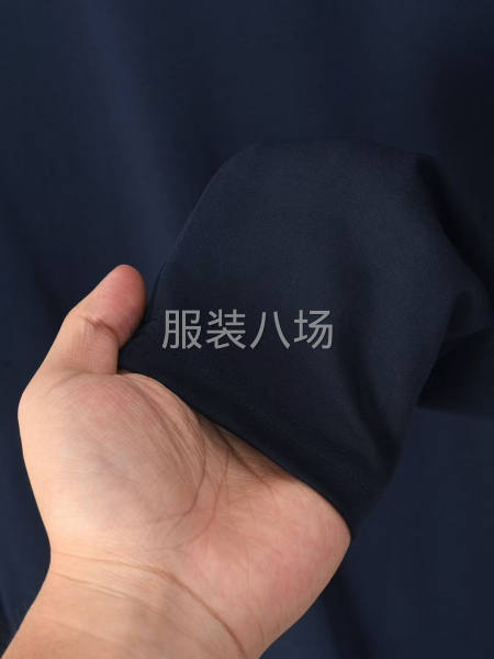 男士秋款圆领长袖打底衫-第7张图片