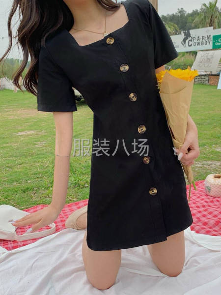 小整款连衣裙-第7张图片