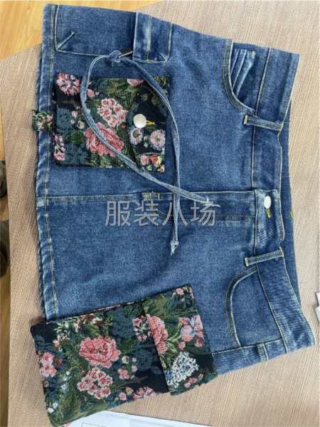 承接外贸内销各种针织梭织类半精品服装加工-第1张图片