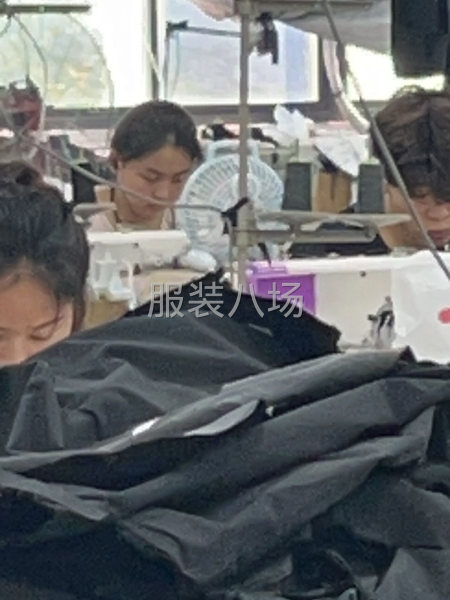 招长期熟练工开里袋的8000一个月做的好可涨，-第1张图片
