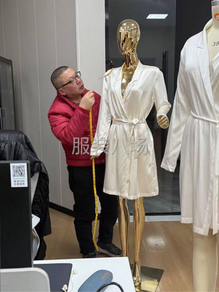 承接中高端精品服装及高定服装加工-第1张图片