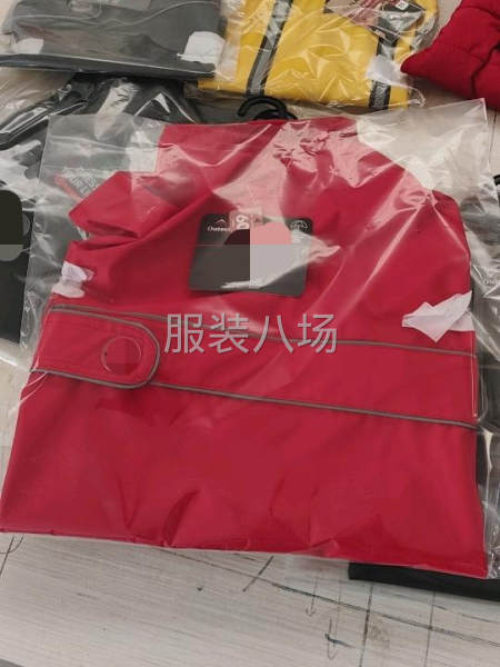 专业承接宠物衣服，狗窝狗衣服-第1张图片
