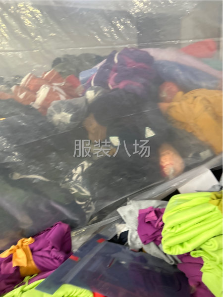 空调车间，只需要做做清洁，拉布，剪线头串绳子什么的，包吃-第1张图片