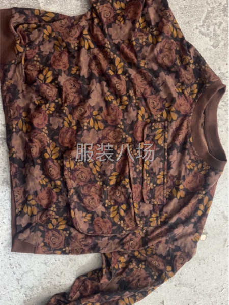 专业做针织圆领衫，短袖,背心,打底衫,卫衣-第1张图片
