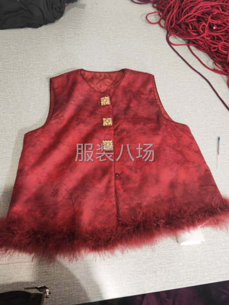七八个人小作坊承接各种女装，有需要的可以联系，可以长期合作-第1张图片