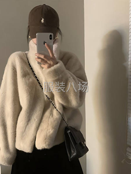 專  業  毛  絨  衣  服  制  作-第4張圖片