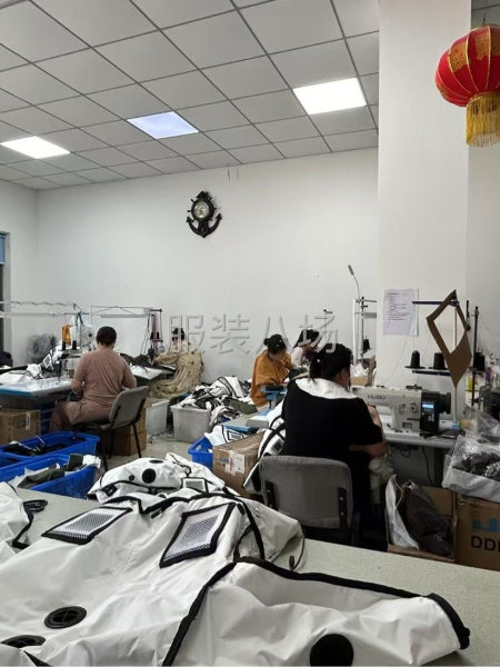 熟练使用电脑缝纫机设备-第1张图片