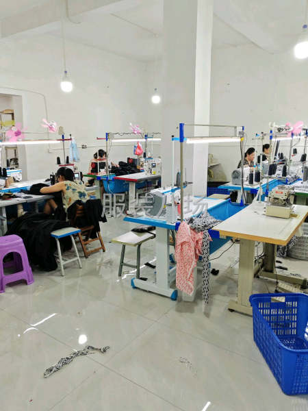 半精品服裝加工廠-第2張圖片