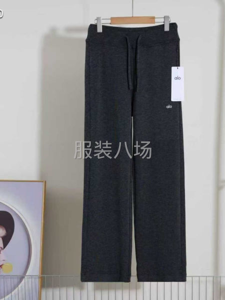 alo寬松休閑長褲-第5張圖片