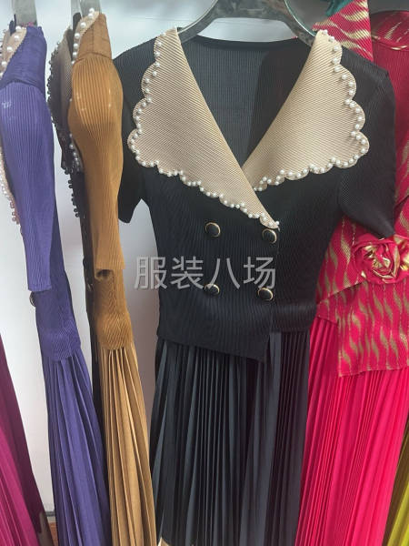 大量回收服装，库存尾货-第8张图片