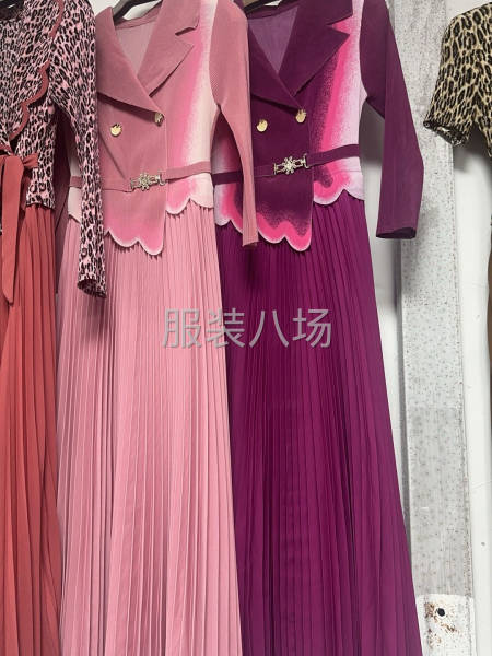 大量回收服装，库存尾货-第3张图片