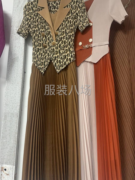 大量回收服装，库存尾货-第5张图片