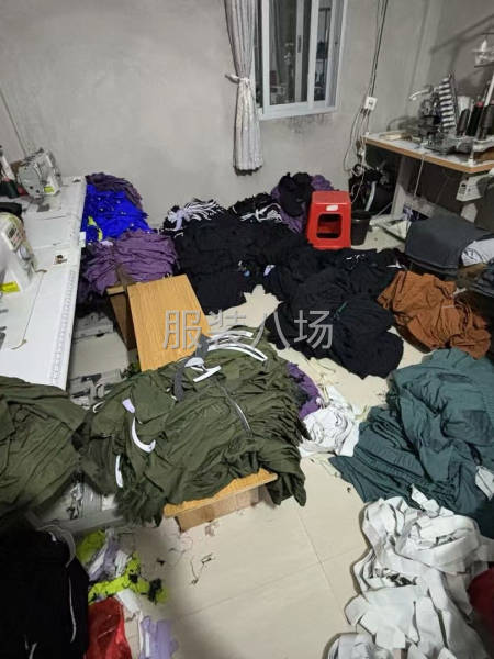 本厂主要做:工装裤-卫衣-T桖-打底衫-第5张图片