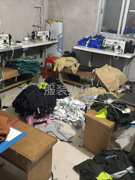 本厂主要做:工装裤-卫衣-T桖-打底衫-第4张图片
