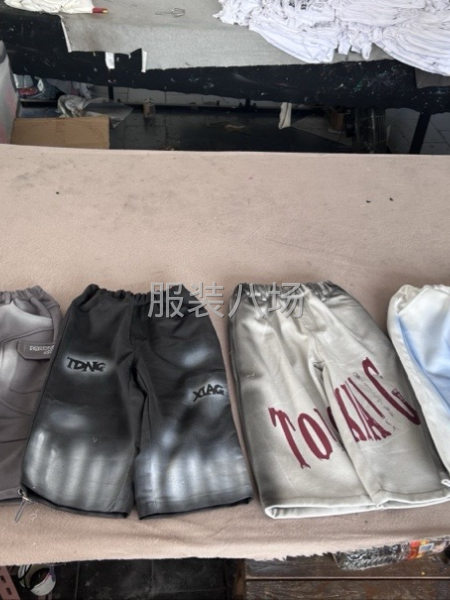 专业承接：服饰鞋帽 手绘、喷绘、涂鸦工艺加工-第8张图片