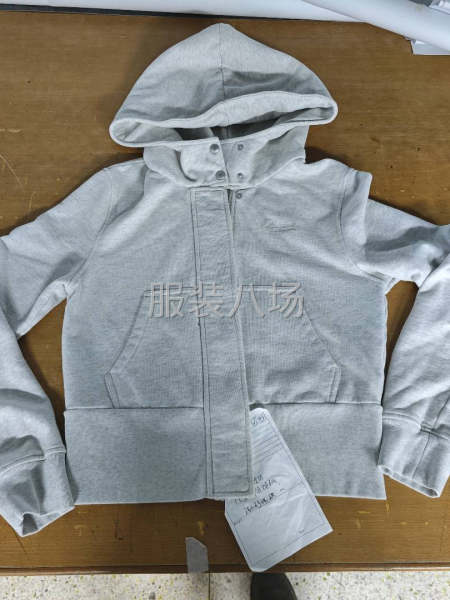 卫衣拉链,鼠袋款，单款300-500件-第1张图片