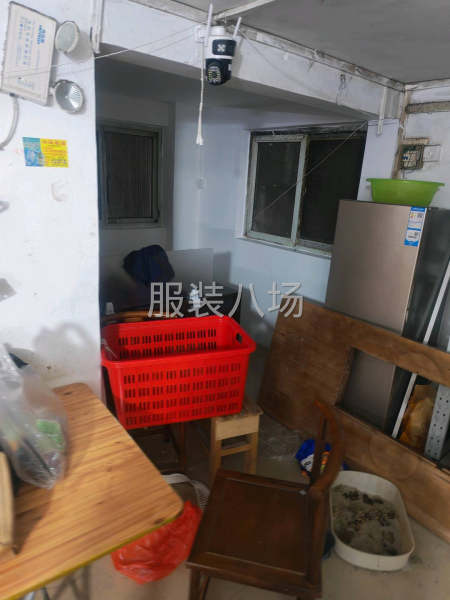 18臺機100平小廠房轉(zhuǎn)讓，樓下就是裁床和燙房-第6張圖片
